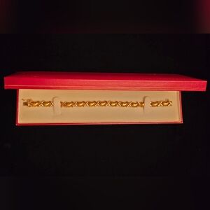 14kt HUGS and LOVE BRACELET